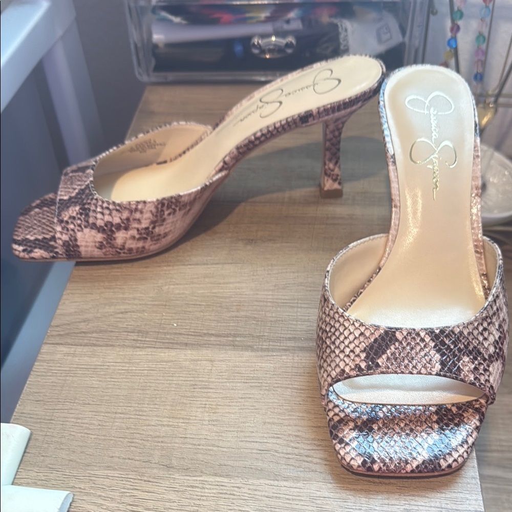 Jessica Simpson Pink Snakeskin Women's Heels